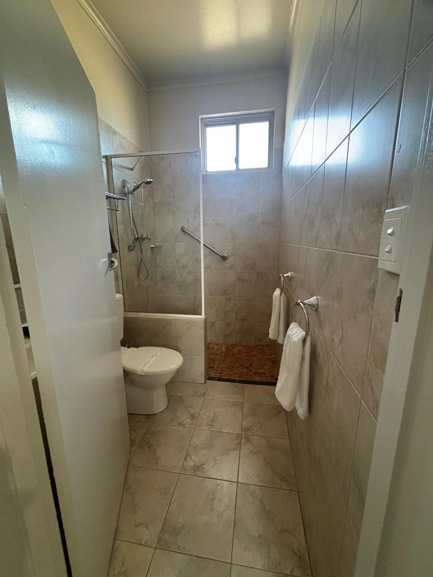 Silver Haven Motor Inn Broken Hill Dış mekan fotoğraf