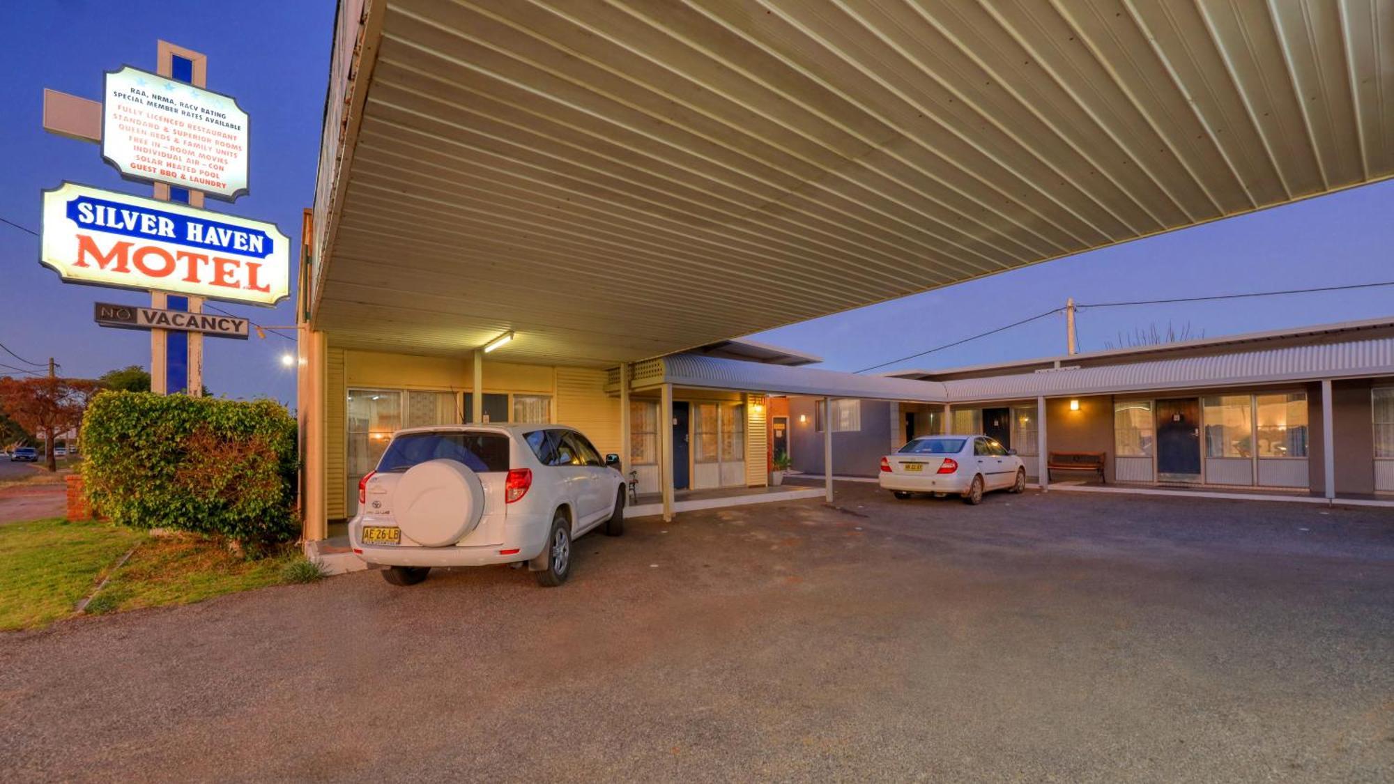 Silver Haven Motor Inn Broken Hill Dış mekan fotoğraf