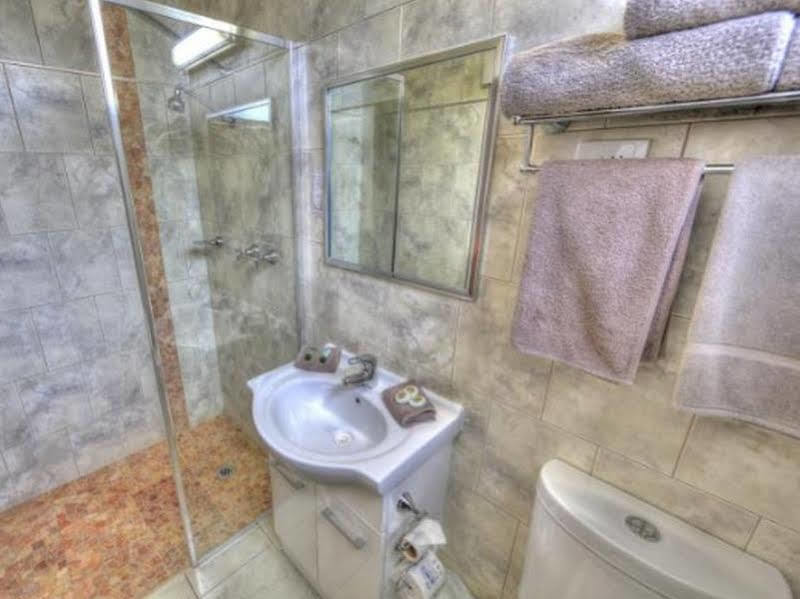 Silver Haven Motor Inn Broken Hill Dış mekan fotoğraf